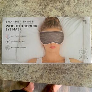 Weighted eye mask